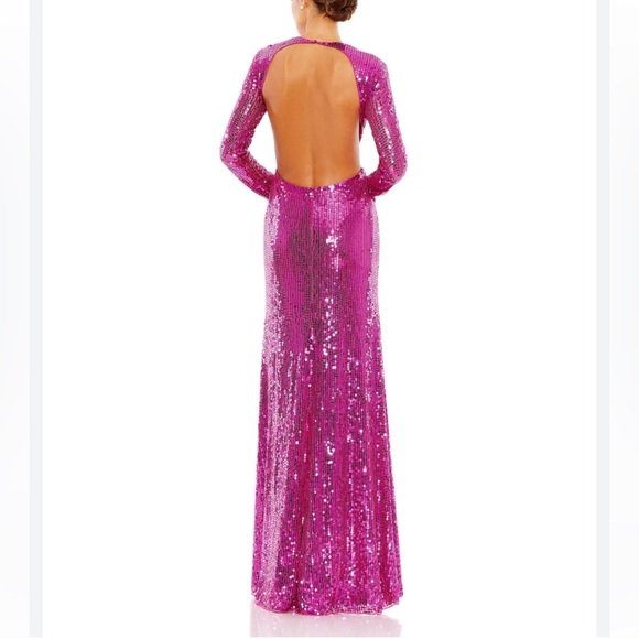 NWT Mac Duggal sequined long sleeve high neck open back gown - Picture 5 of 6
